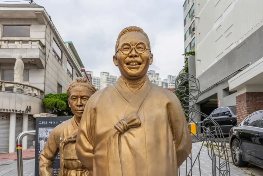 광복절 히스토리케이션 추천 명소인 인천 청년 백범 김구 역사거리 전경